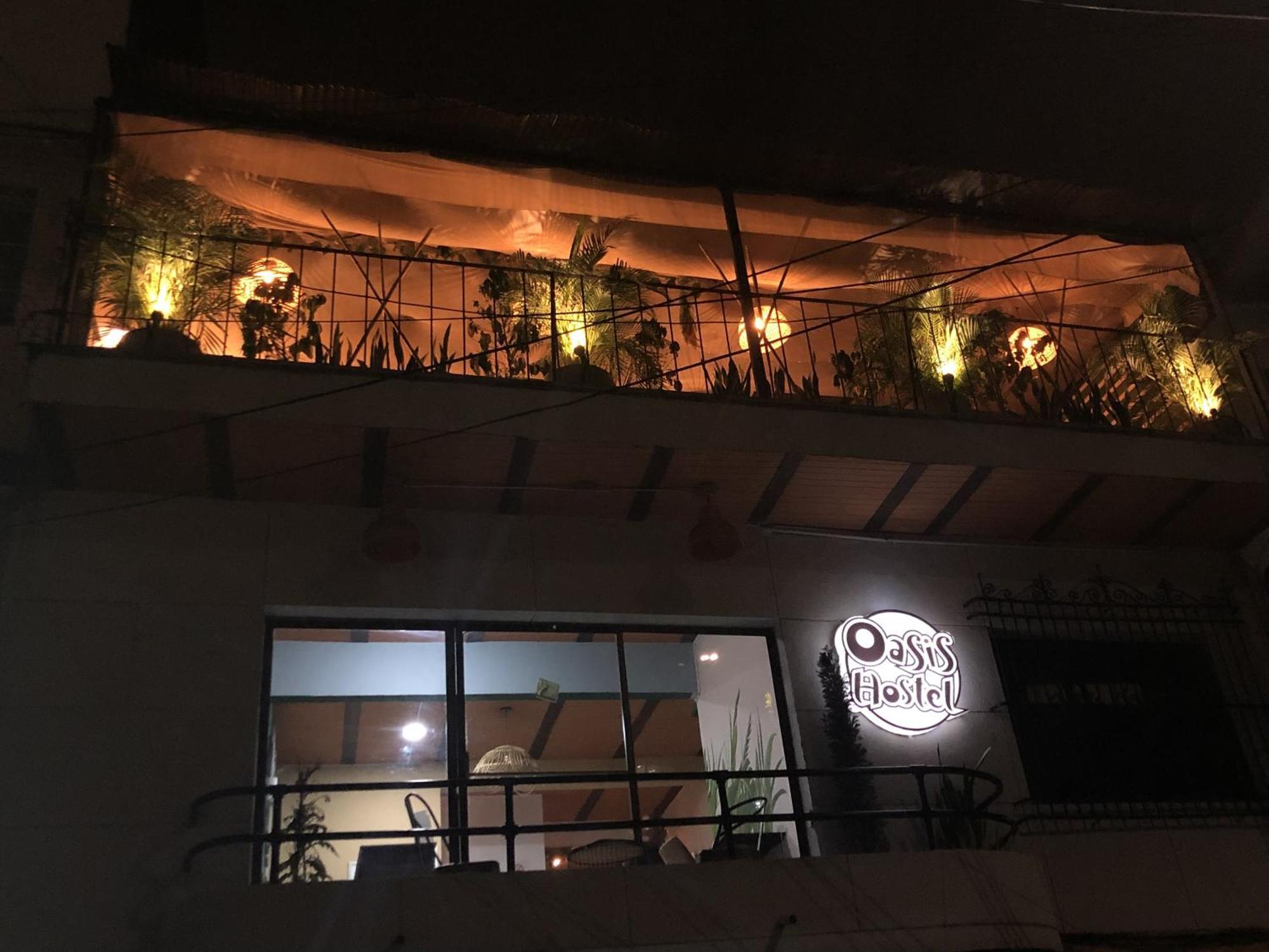 Oasis Hostel Medellín Buitenkant foto