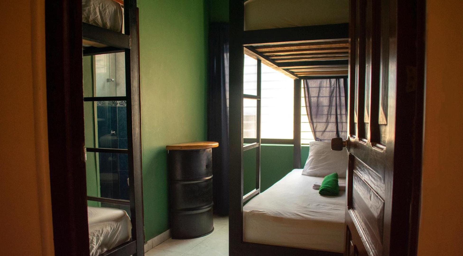 Oasis Hostel Medellín Buitenkant foto